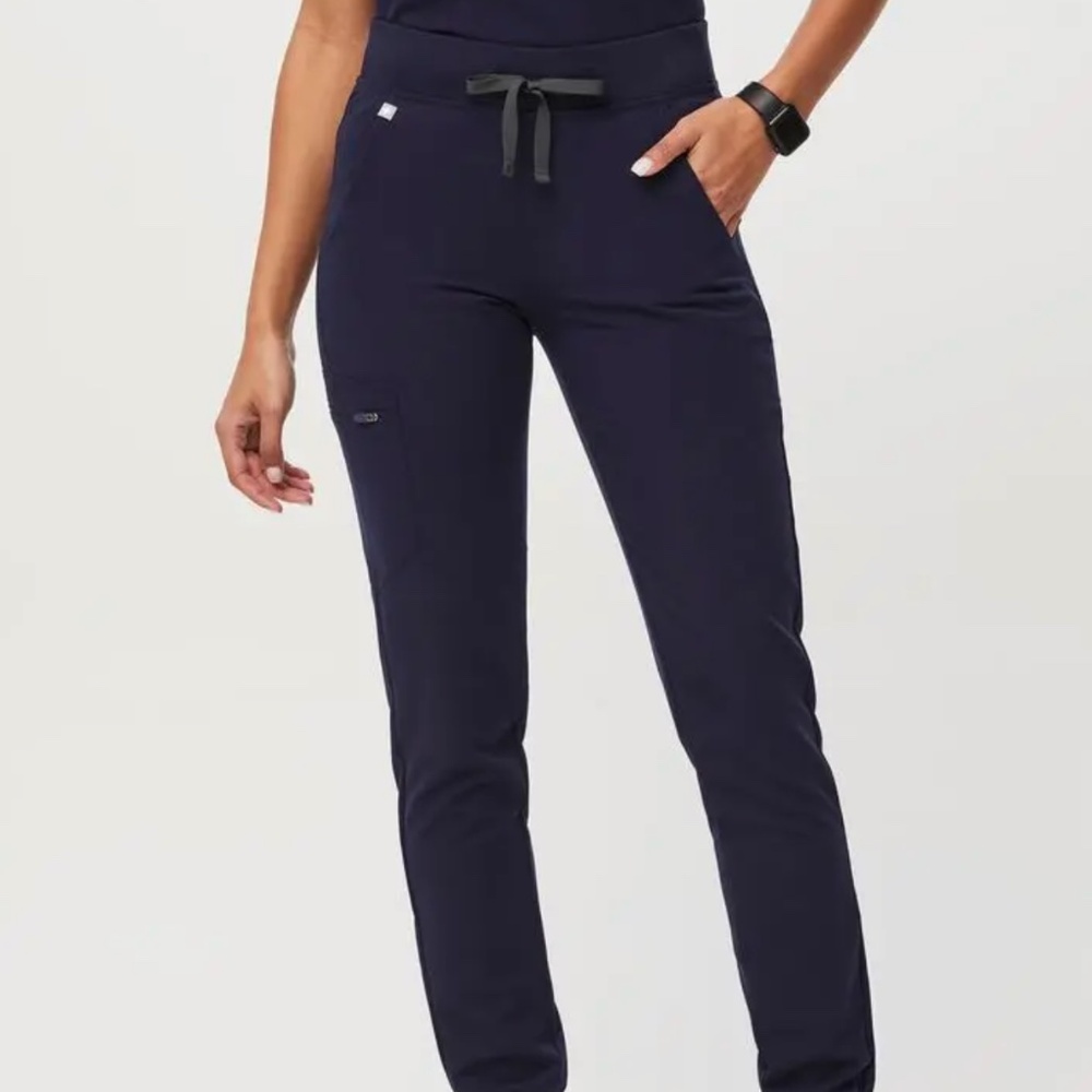 FIGS Women Navy Scrubs Pants